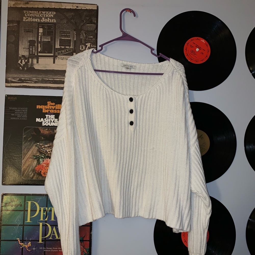 AMERICAN EAGLE | white cropped knitted sweater